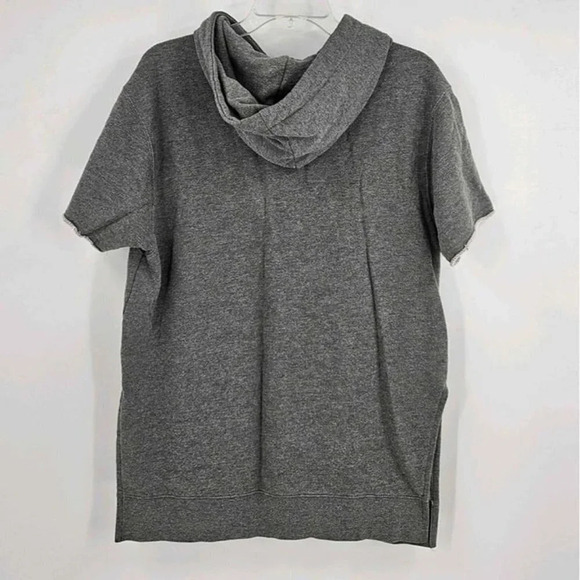 Fresh Goods Gray Hooded Short Sleeve Pullover Sweatshirt Side Splits Sz L - Picture 2 of 7